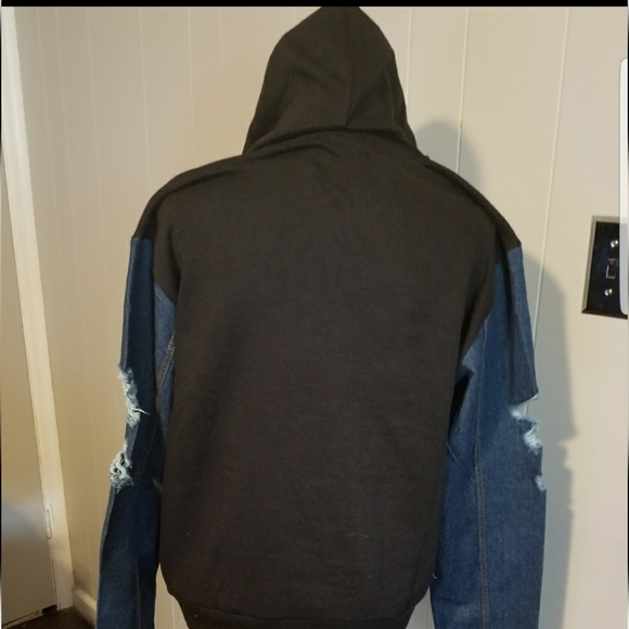 Distressed hoodie - Picture 5 of 6
